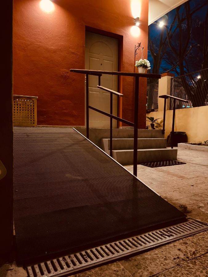 مبيت وإفطار ساساري Il Giardino Di Iole Via Giovanni Amendola N36 المظهر الخارجي الصورة