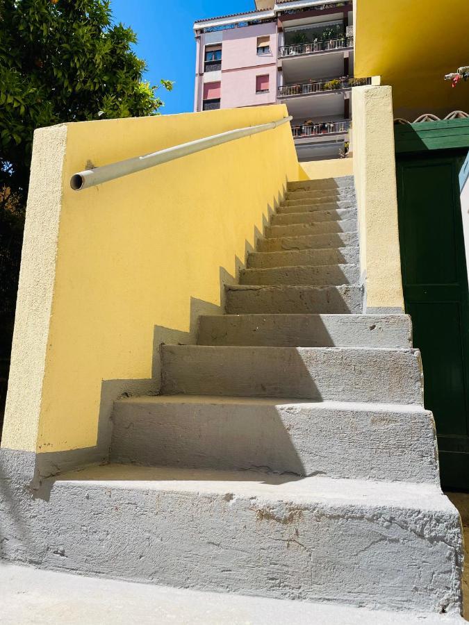 مبيت وإفطار ساساري Il Giardino Di Iole Via Giovanni Amendola N36 المظهر الخارجي الصورة