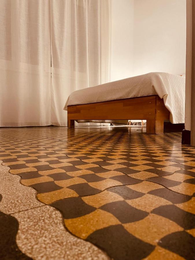 مبيت وإفطار ساساري Il Giardino Di Iole Via Giovanni Amendola N36 المظهر الخارجي الصورة